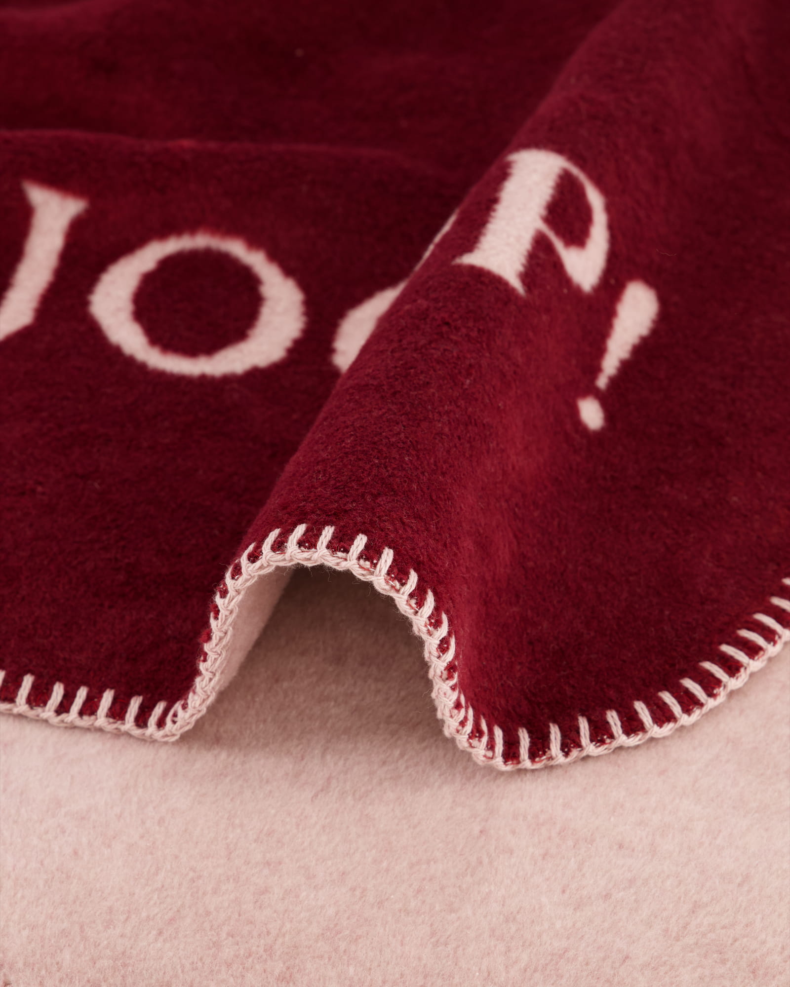 JOOP! Wohndecken Uni-Doubleface Rouge