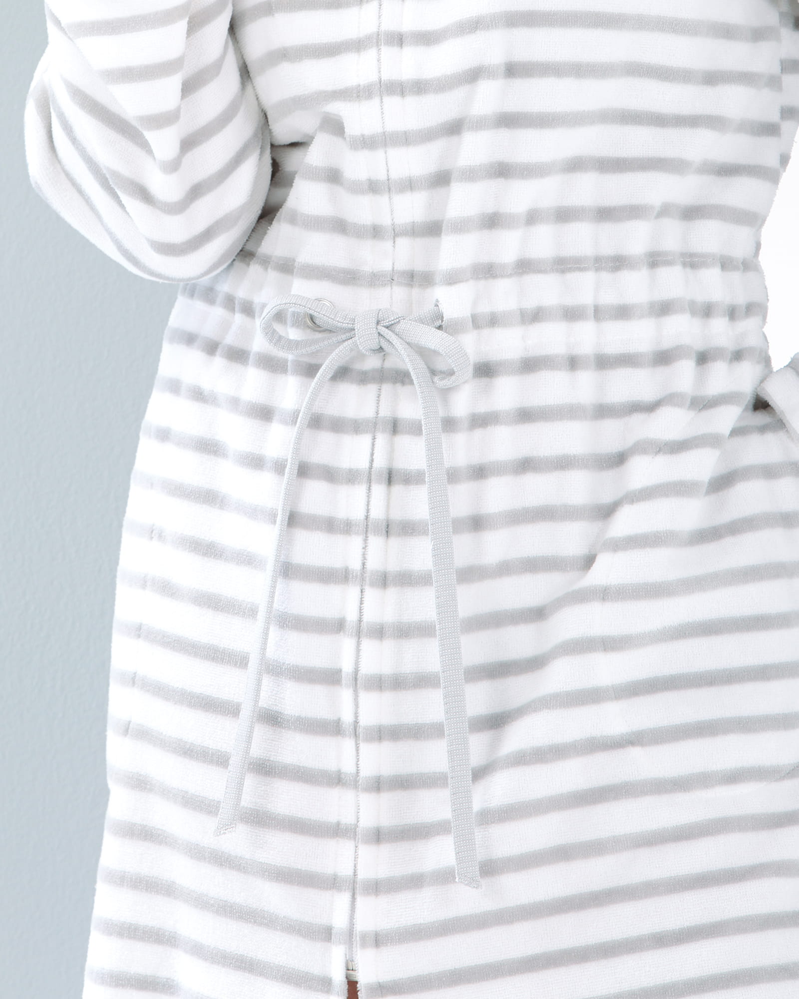 Cawö - Damen Bademantel Reißverschluss Breton 6597 - Farbe: silber - 76
