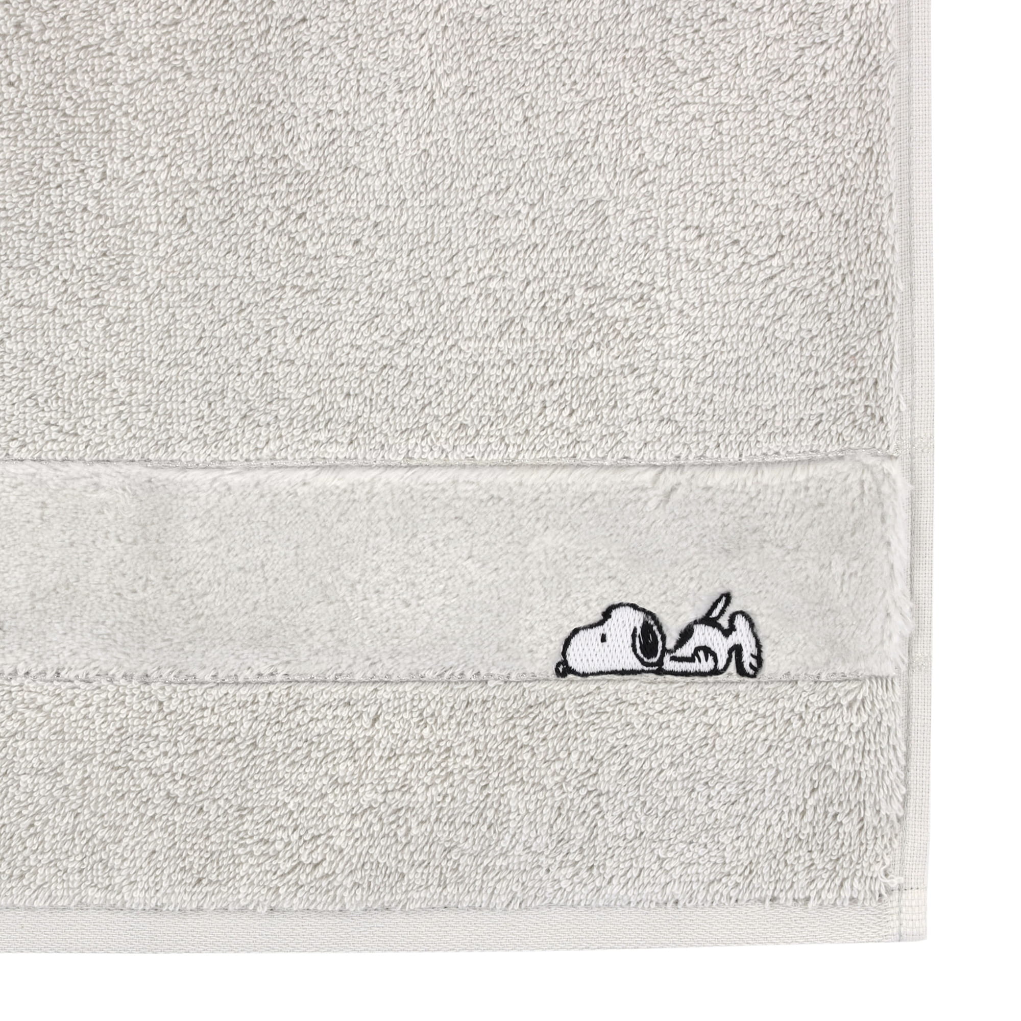Vossen Handtücher PEANUTS Sleepy Snoopy pearl grey - 7110 - Duschtuch 67x140 cm