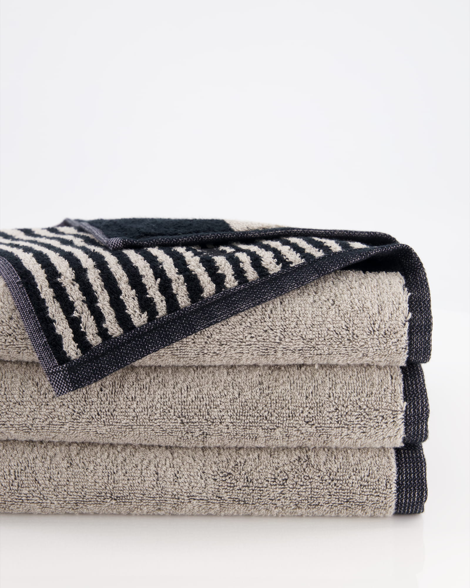 Möve Handtücher Superwuschel Blockstreifen black/cashmere - 082 - Duschtuch 80x150 cm