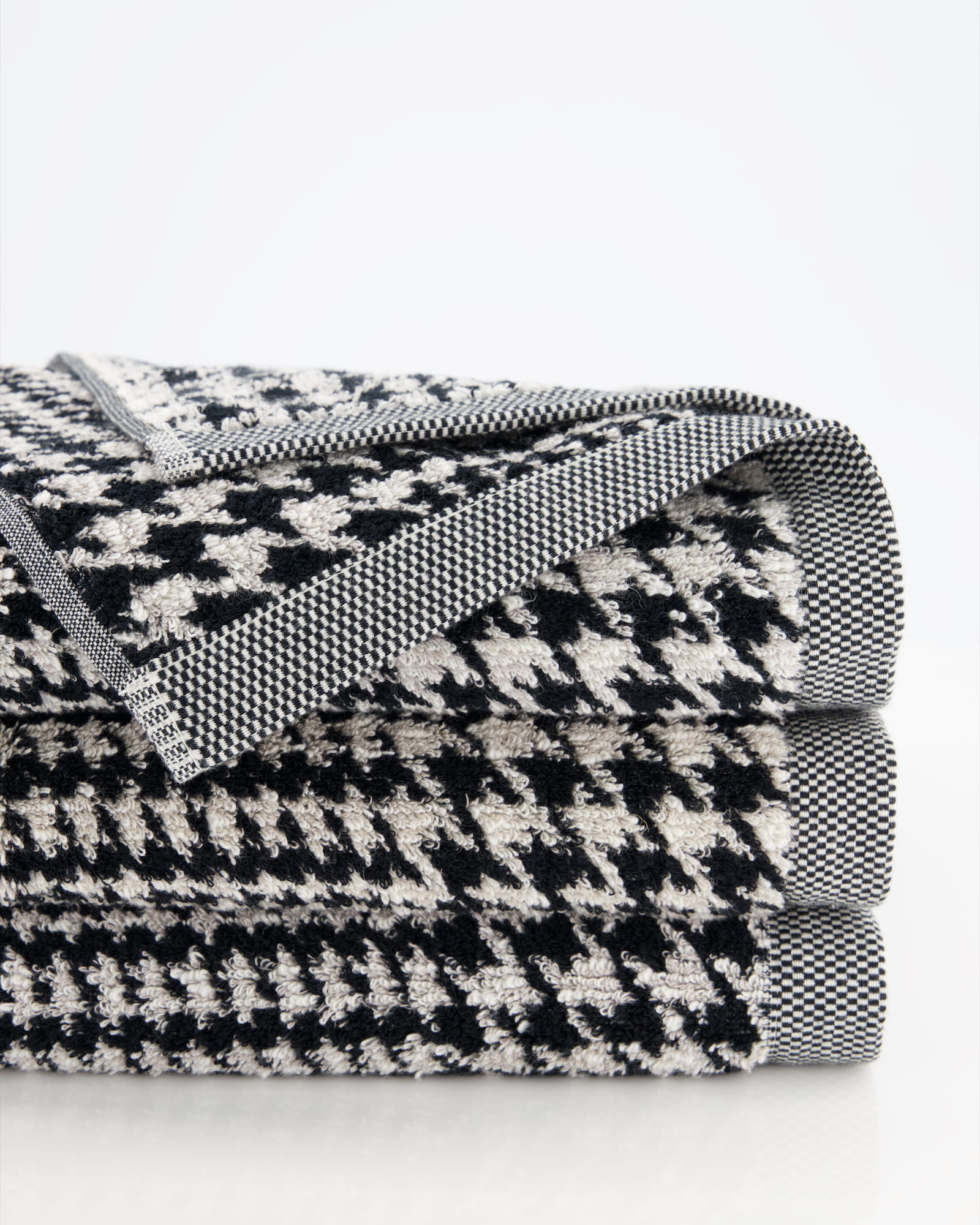 Möve - Brooklyn Glencheck - Farbe:  nature/black - 081 (1-0569/8970) - Handtuch 50x100 cm
