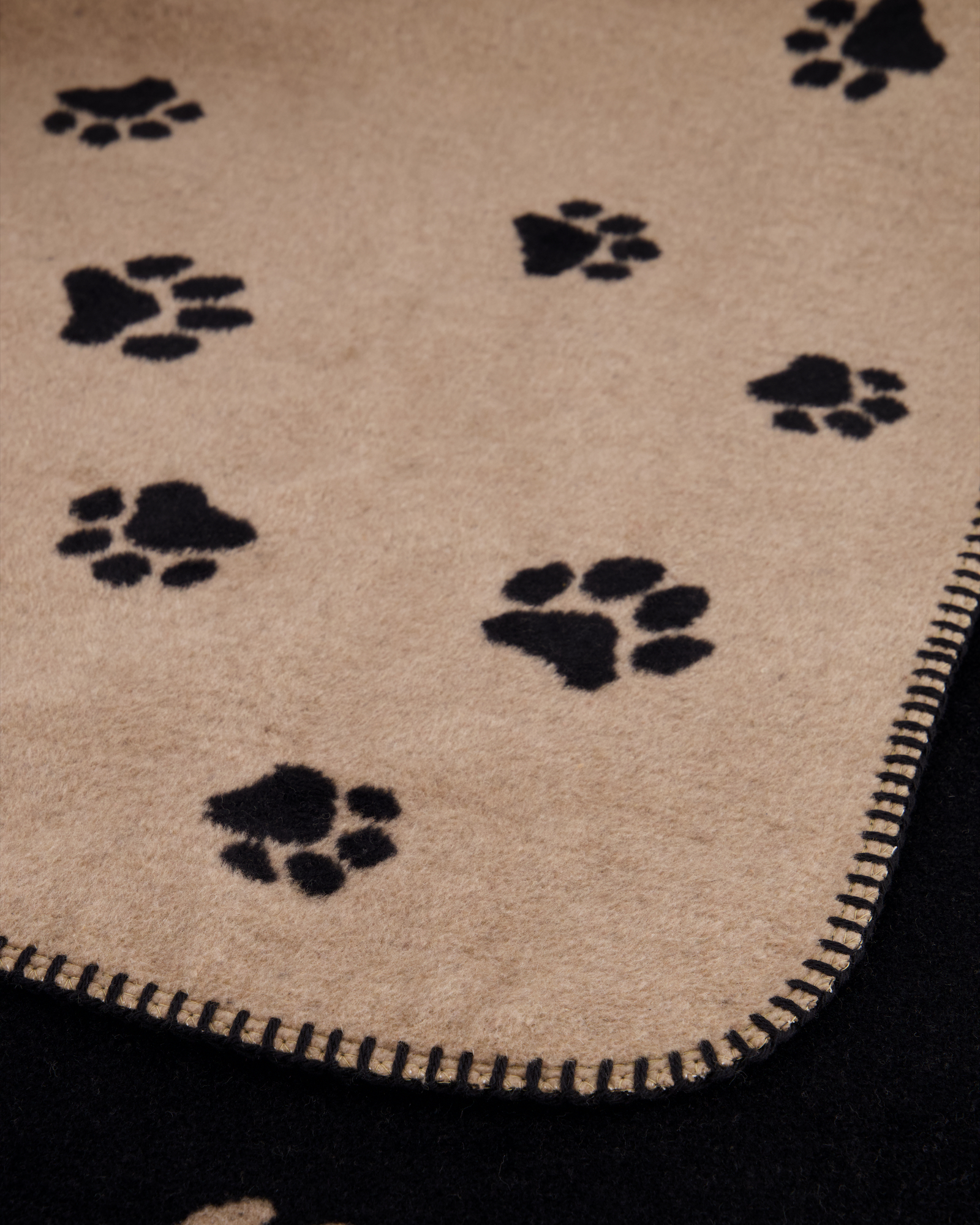 Cawö Wohndecken WE LOVE DOGS 62470 schwarz/beige - 93 - 150x200 cm