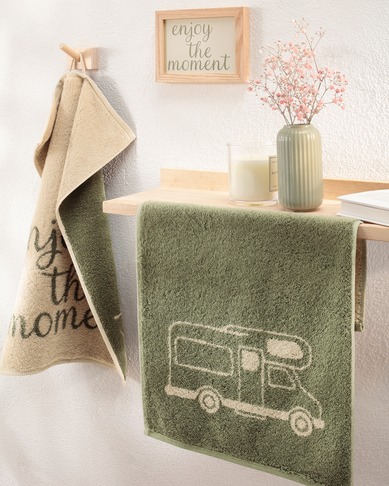 POSTCARD TOWELS