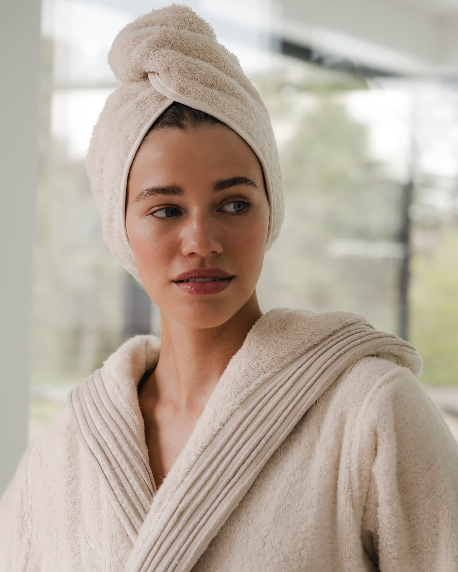 Möve Bademantel Kapuze Wellness (extralang) - Farbe: natur