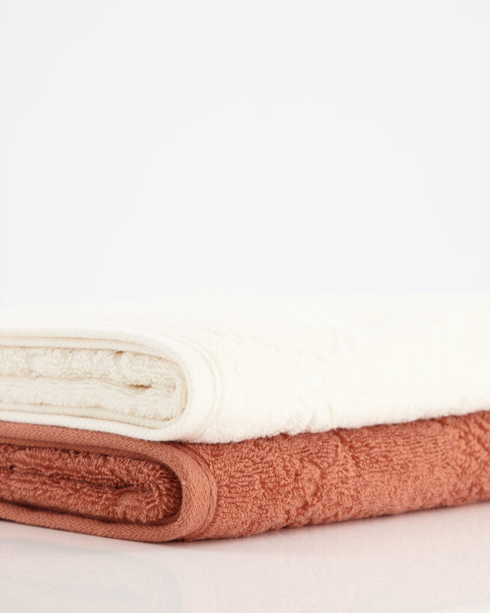 JOOP Uni Cornflower 1670 - Farbe: Creme - 356 - Duschtuch 80x150 cm