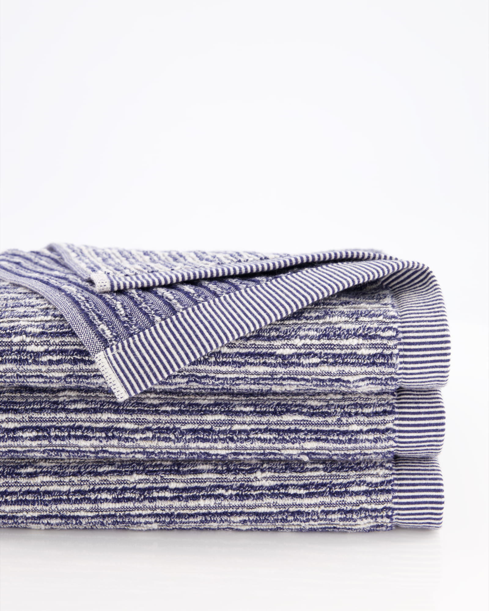 Möve Handtücher Brooklyn Pinstripe nature/deep sea - 042 - Duschtuch 80x150 cm