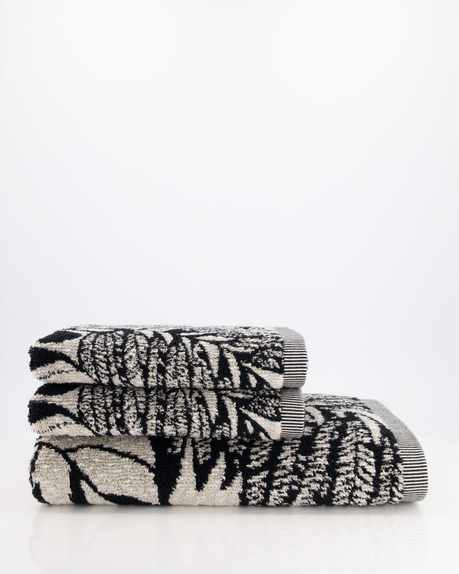 Möve Handtücher Brooklyn Botanic nature/black - 081 - Handtuch 50x100 cm
