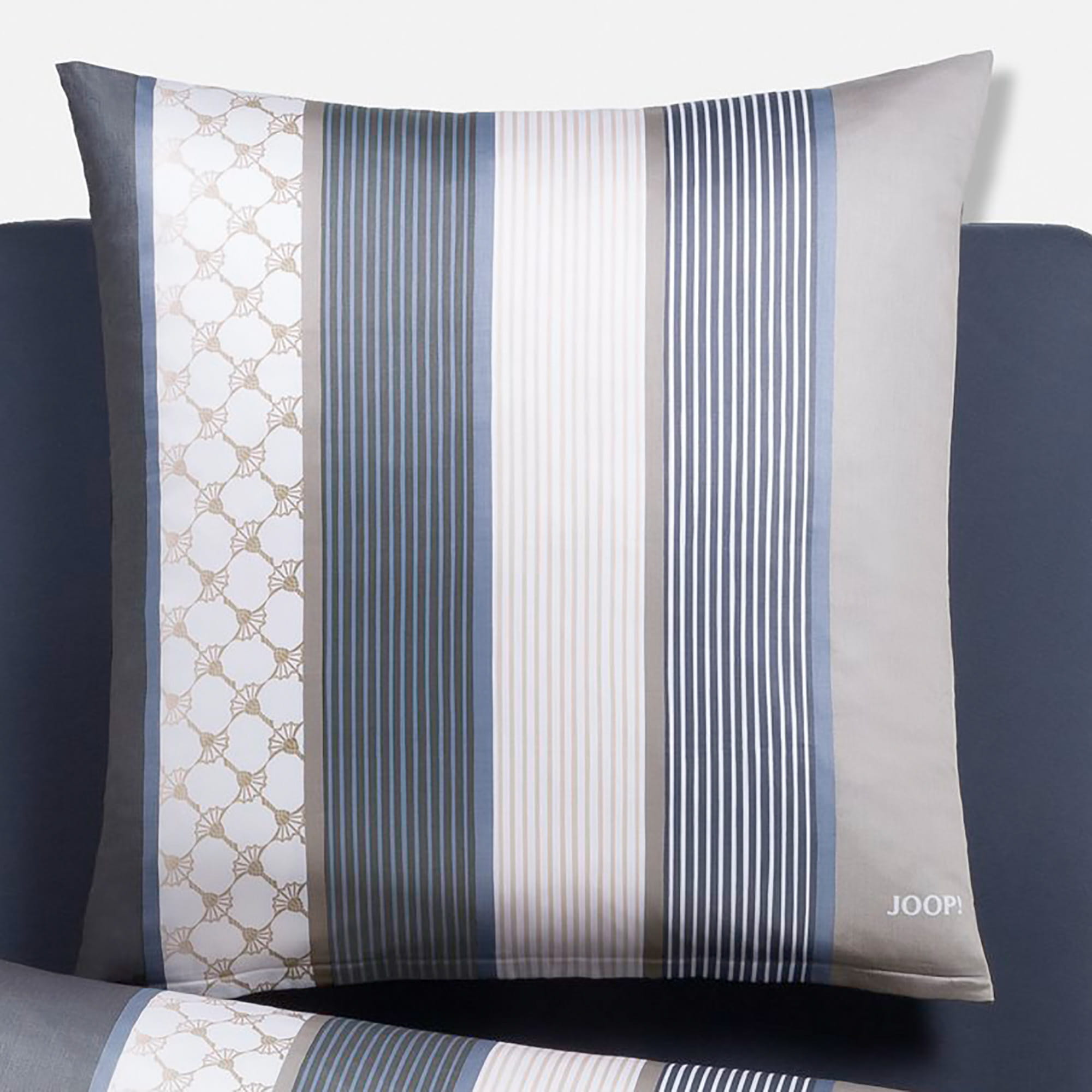JOOP Bettwäsche Cornflower Stripes 4069 - Farbe: Deep Coal - 09 - Kissen 80x80 cm