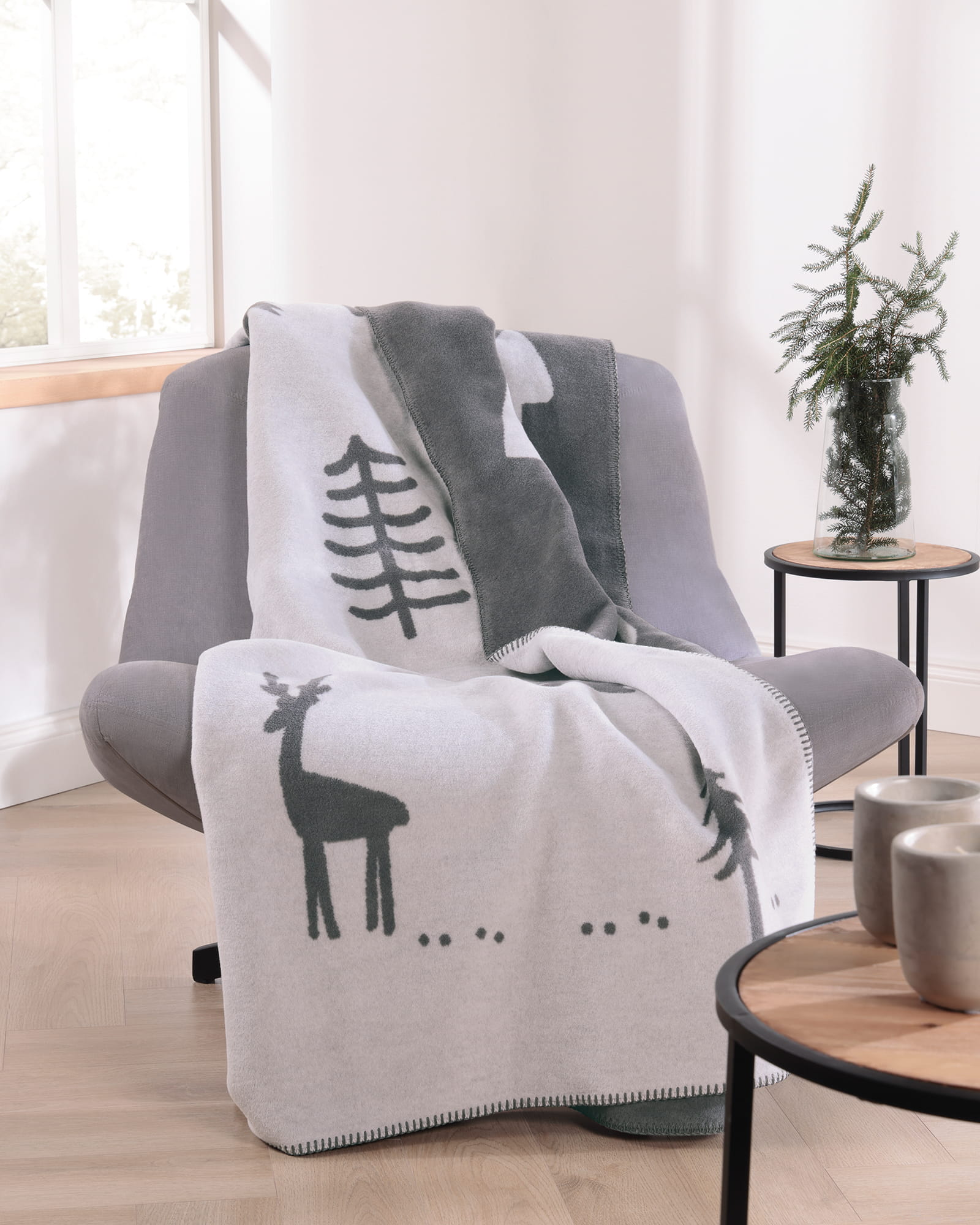 Cawö Wohndecken WINTER EDITION Tannen 62730 stein/anthrazit - 70 - 150x200 cm