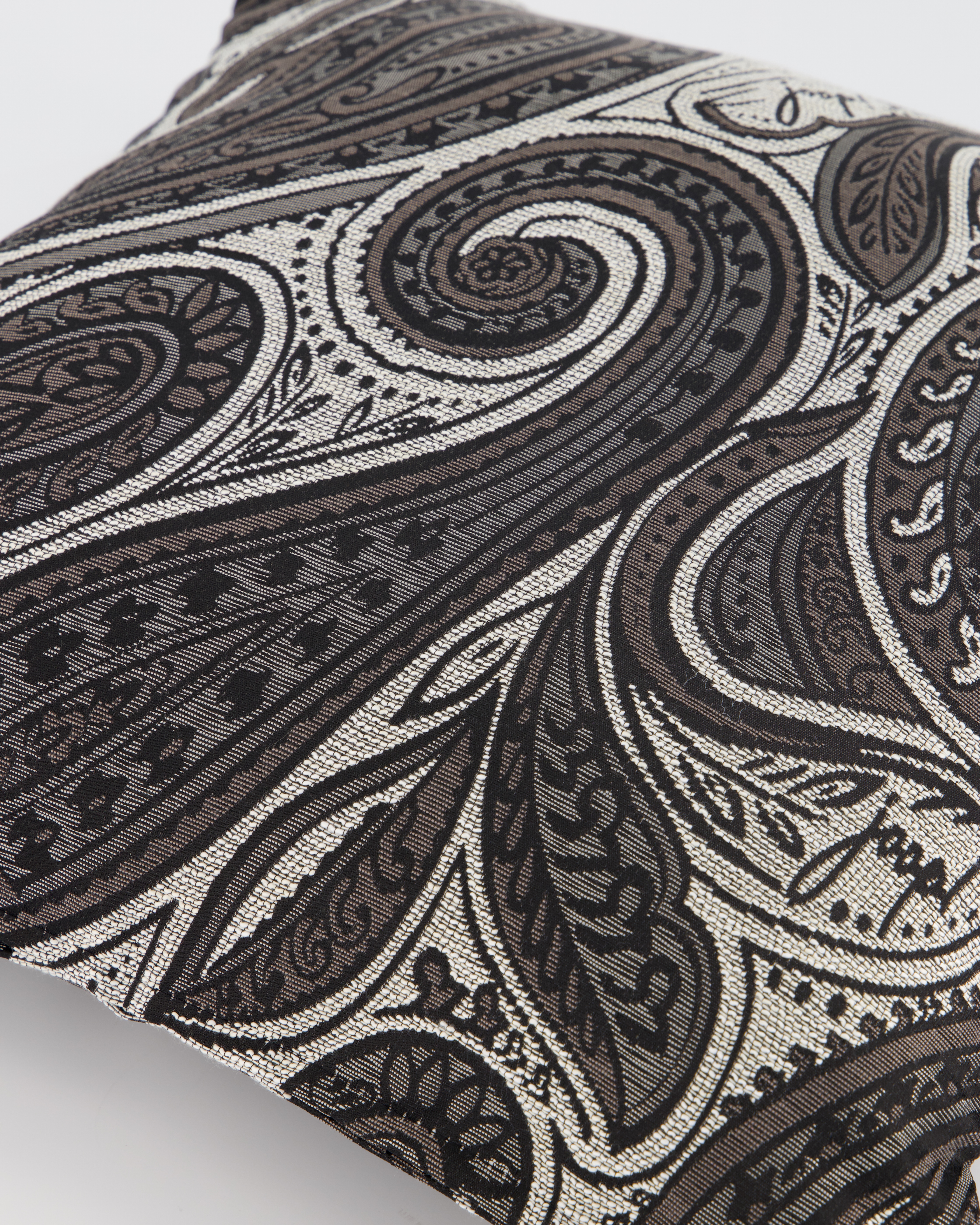 JOOP! Kissenhüllen Paisley Allover Silbergrau - 010
