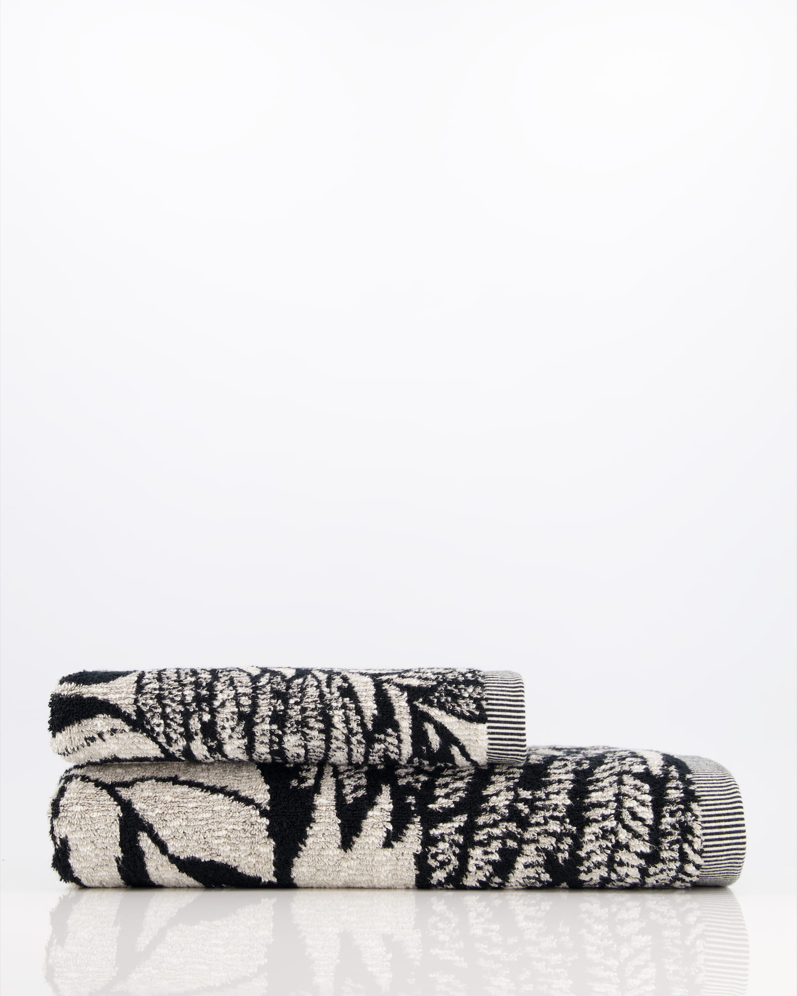 Möve Handtücher Brooklyn Botanic nature/black - 081 - Handtuch 50x100 cm