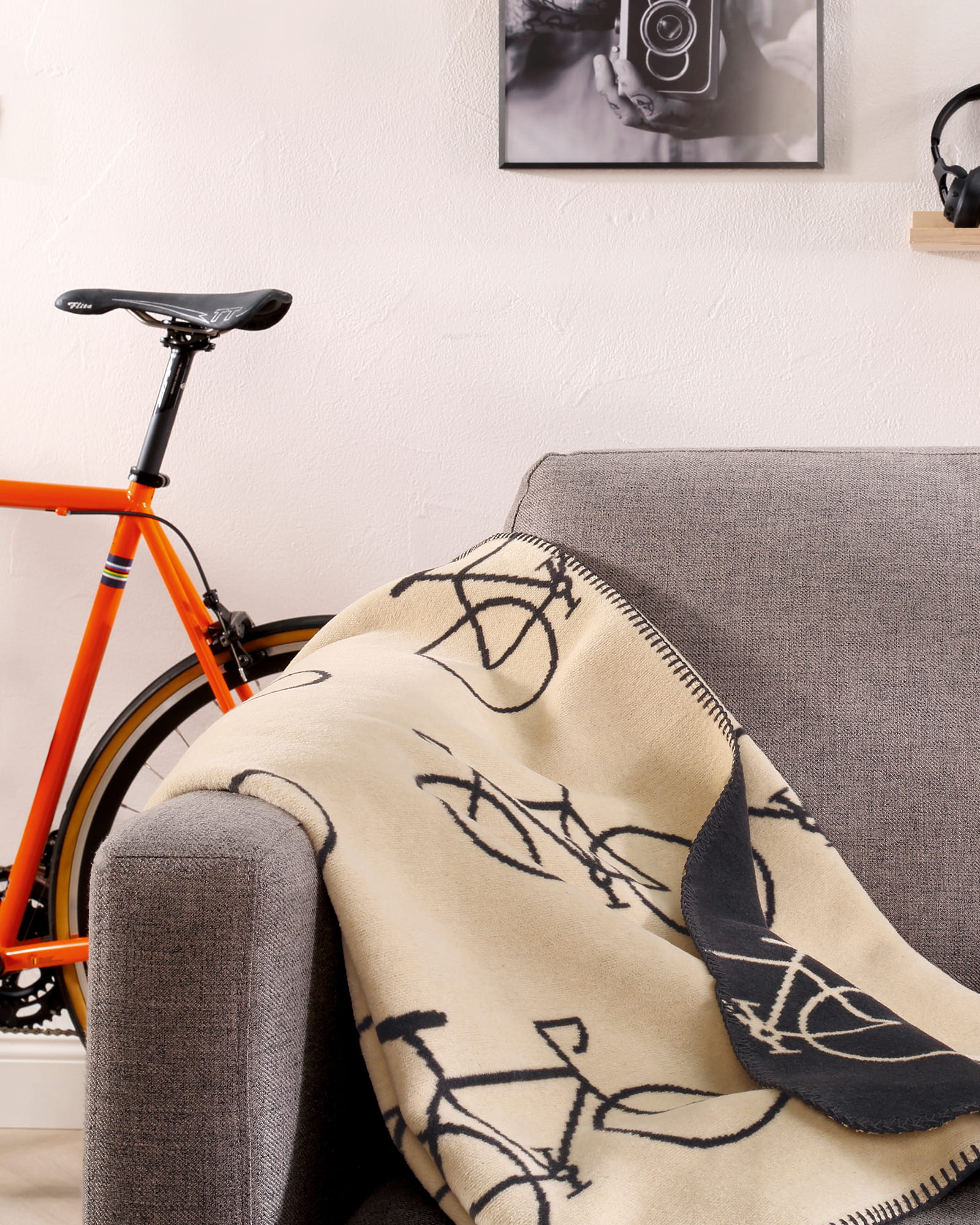 Cawö Wohndecken VELO EDITION Allover Fahrrad 62990 beige - 37 - 150x200 cm