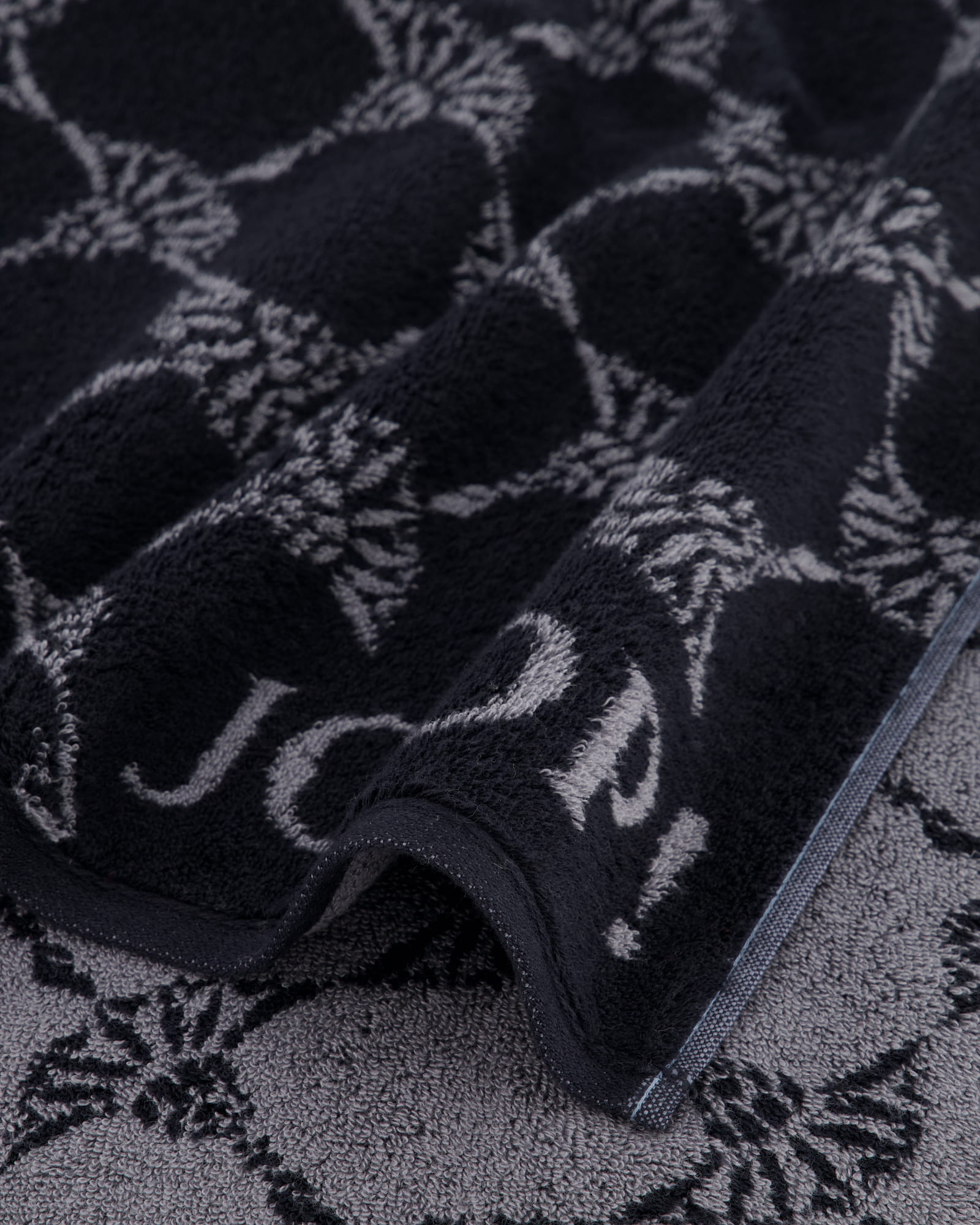JOOP! Cornflower 1611 - Farbe: Schwarz - 90 - Saunatuch 80x200 cm