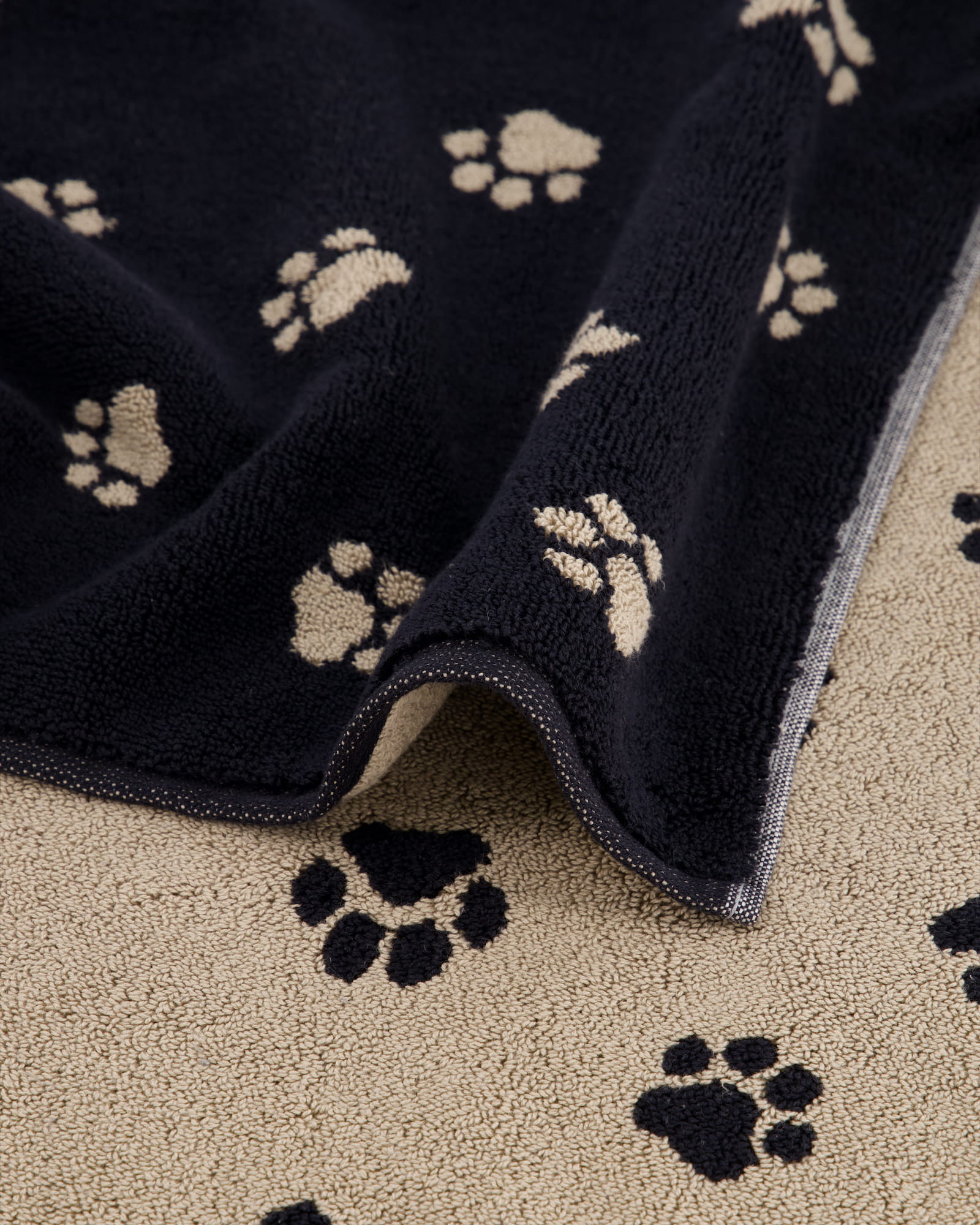 Cawö Badematten WE LOVE DOGS Paws 6247 schwarz/beige - 93 - 50x80 cm