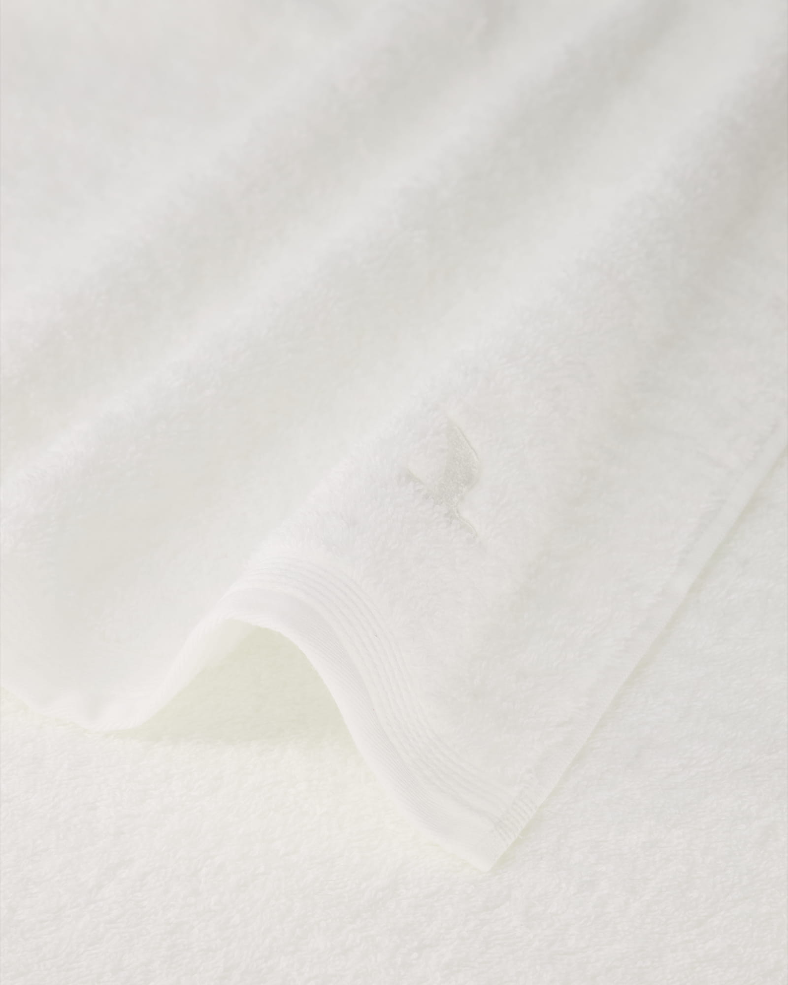 Möve - Superwuschel - Farbe: snow - 001 (0-1725/8775) - Handtuch 50x100 cm
