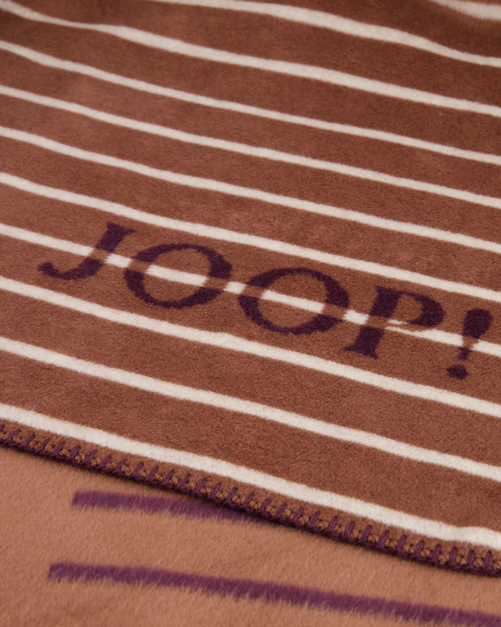 JOOP! Wohndecken Divided Karamell - 150x200 cm
