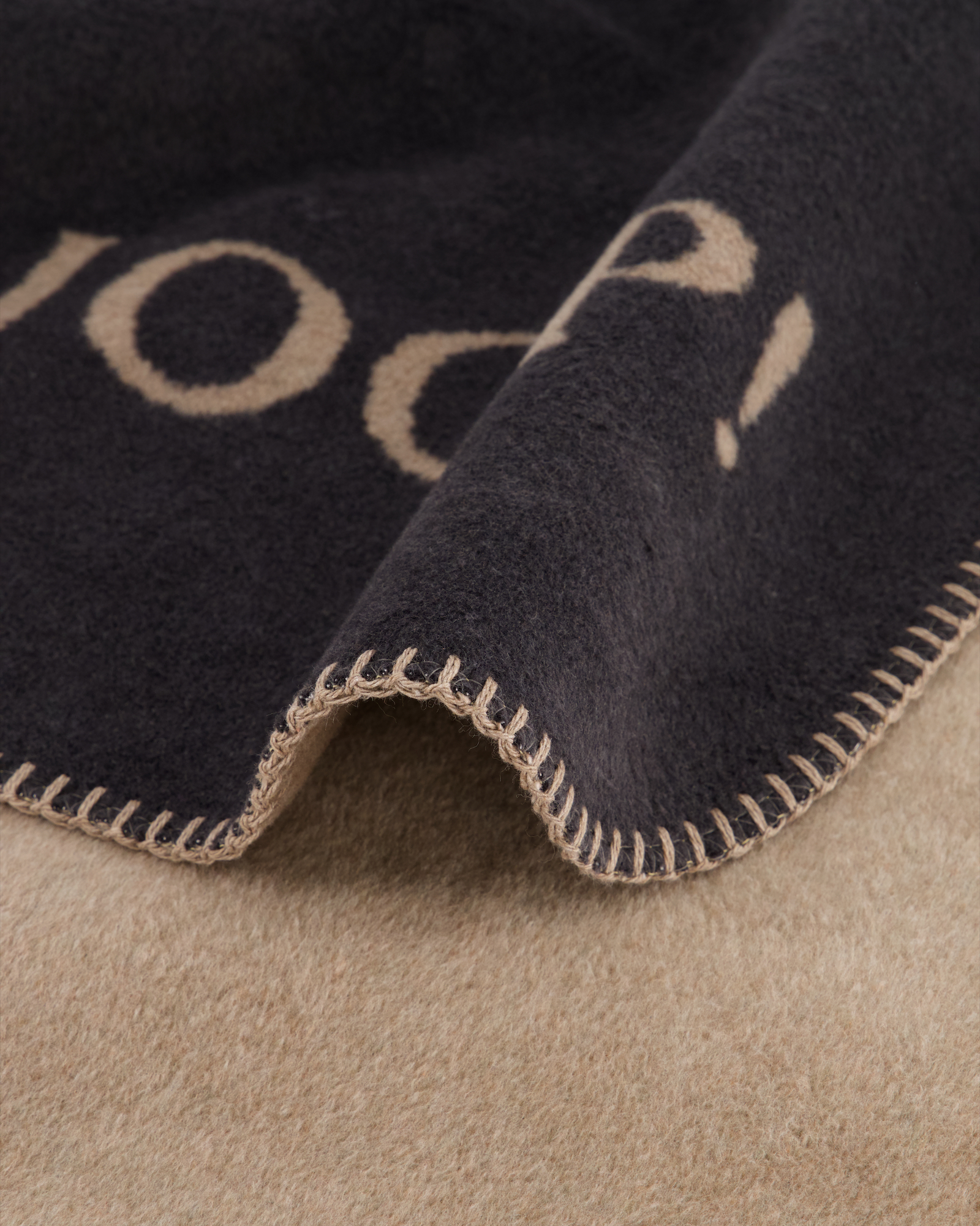 JOOP! Wohndecken Uni-Doubleface Anthrazit-Karamell - 150x200 cm