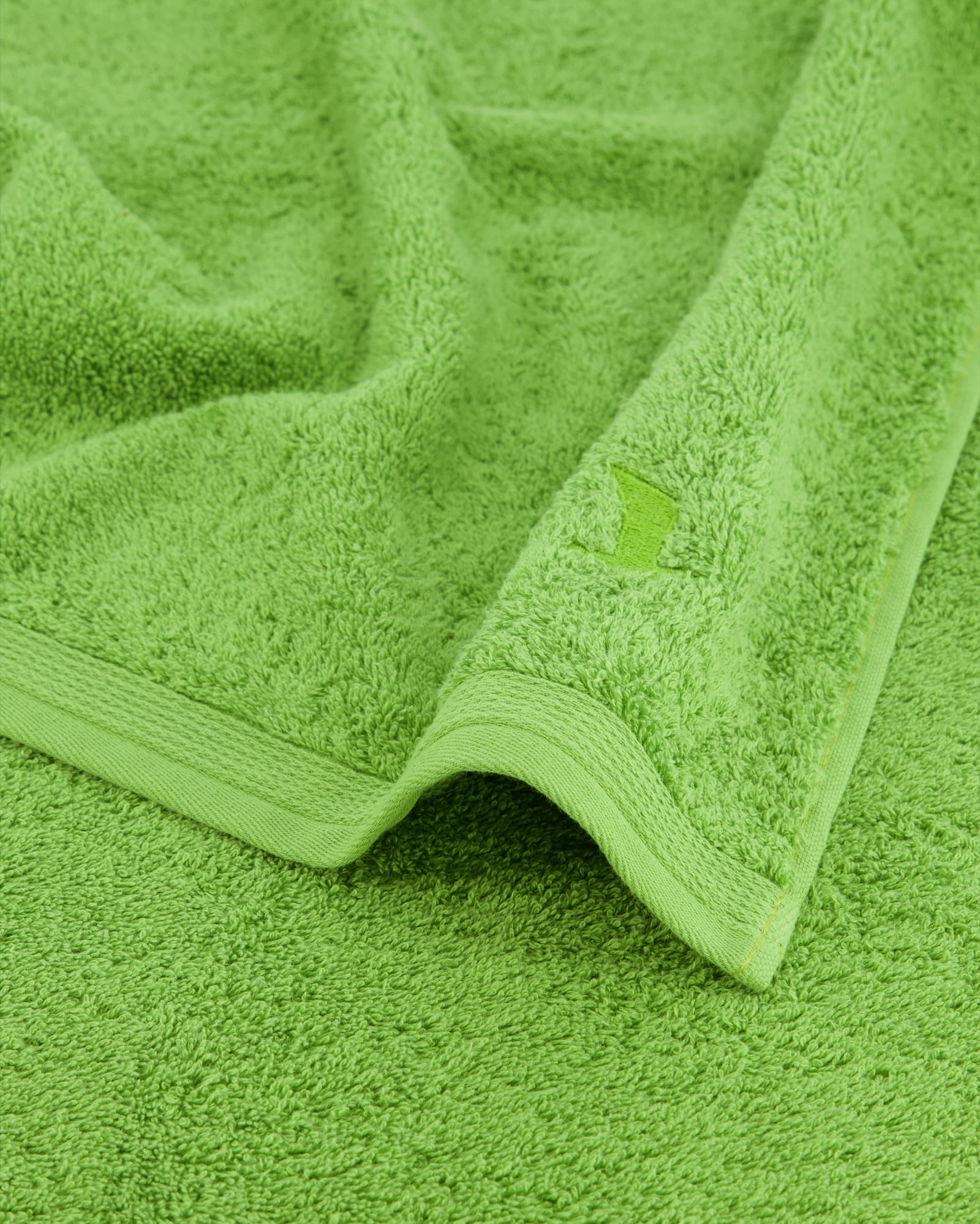 Möve - Superwuschel - Farbe: peridot - 658 (0-1725/8775) - Seiflappen 30x30 cm