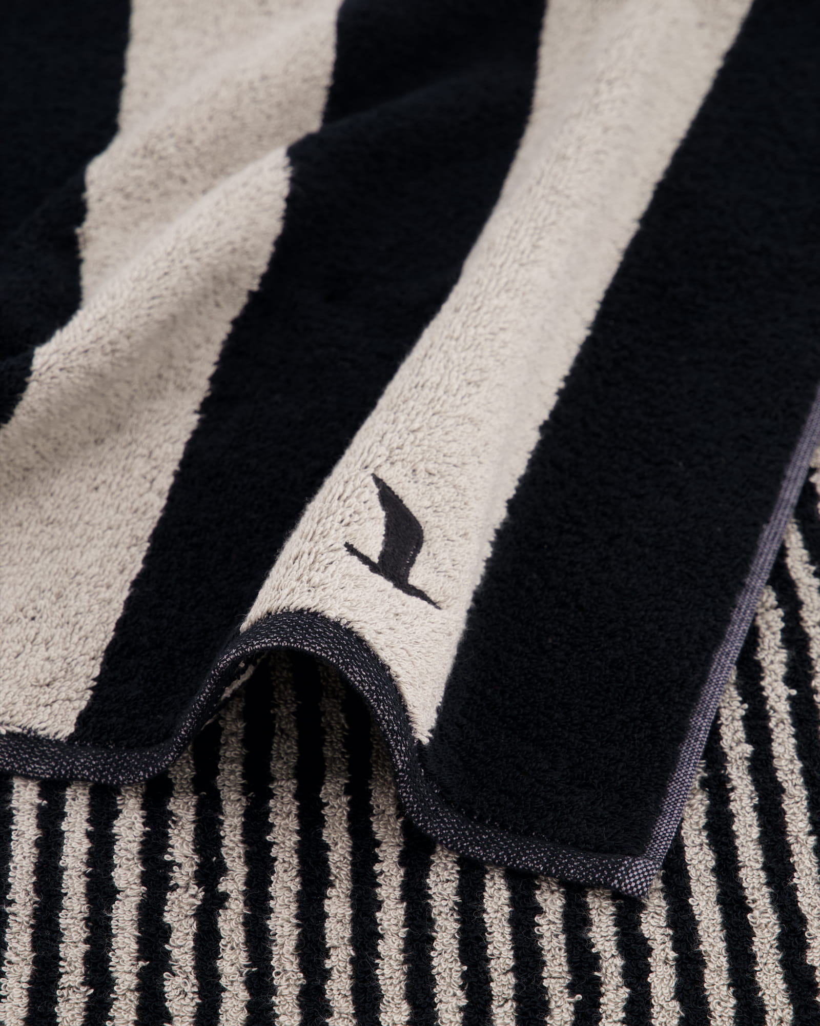 Möve Handtücher Superwuschel Blockstreifen black/cashmere - 082 - Duschtuch 80x150 cm