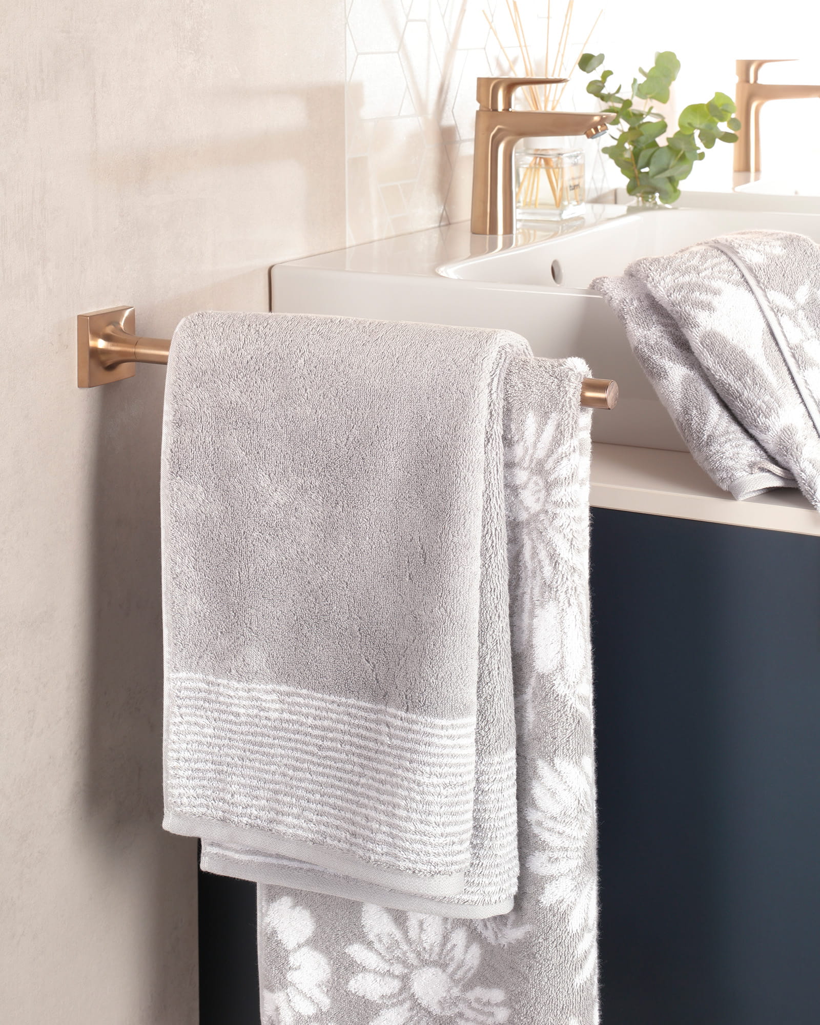 Cawö - Luxury Home Two-Tone 590 - Farbe: platin - 76 - Handtuch 50x100 cm