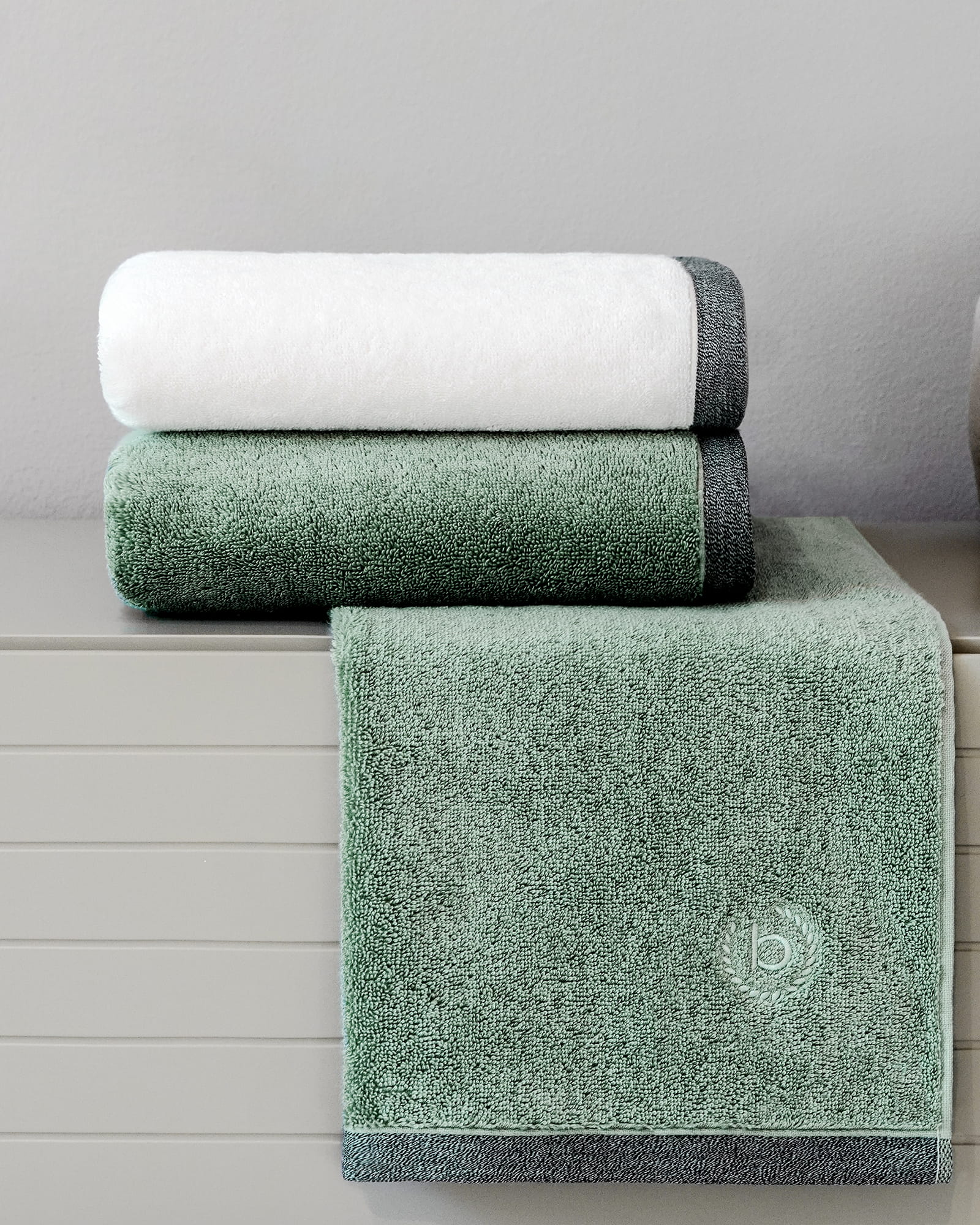 bugatti Handtücher Prato soft green - 5305 - Handtuch 50x100 cm