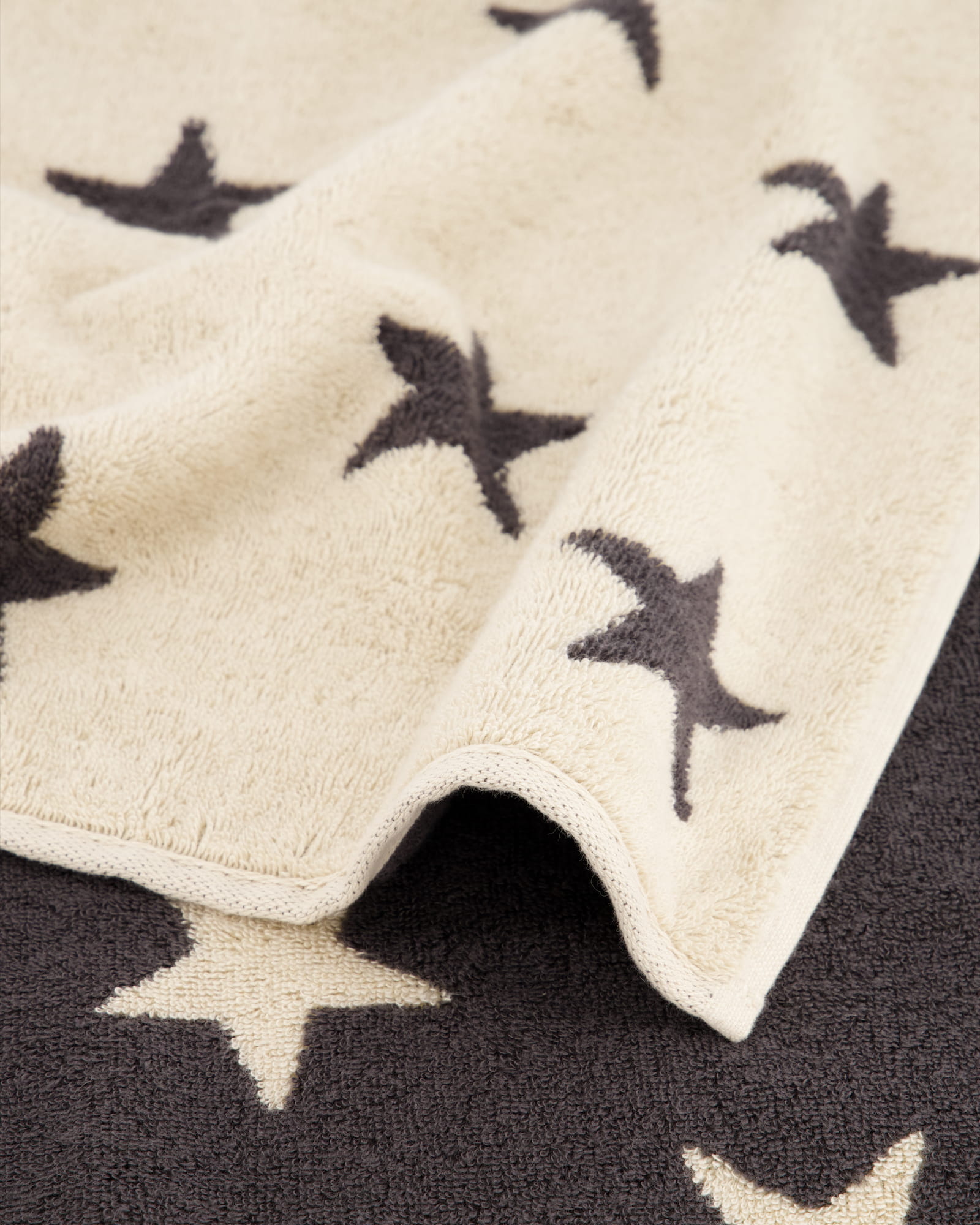 Cawö Handtücher NEW STARS Sterne groß 6260 beige/basalt - 37 - Handtuch 50x100 cm