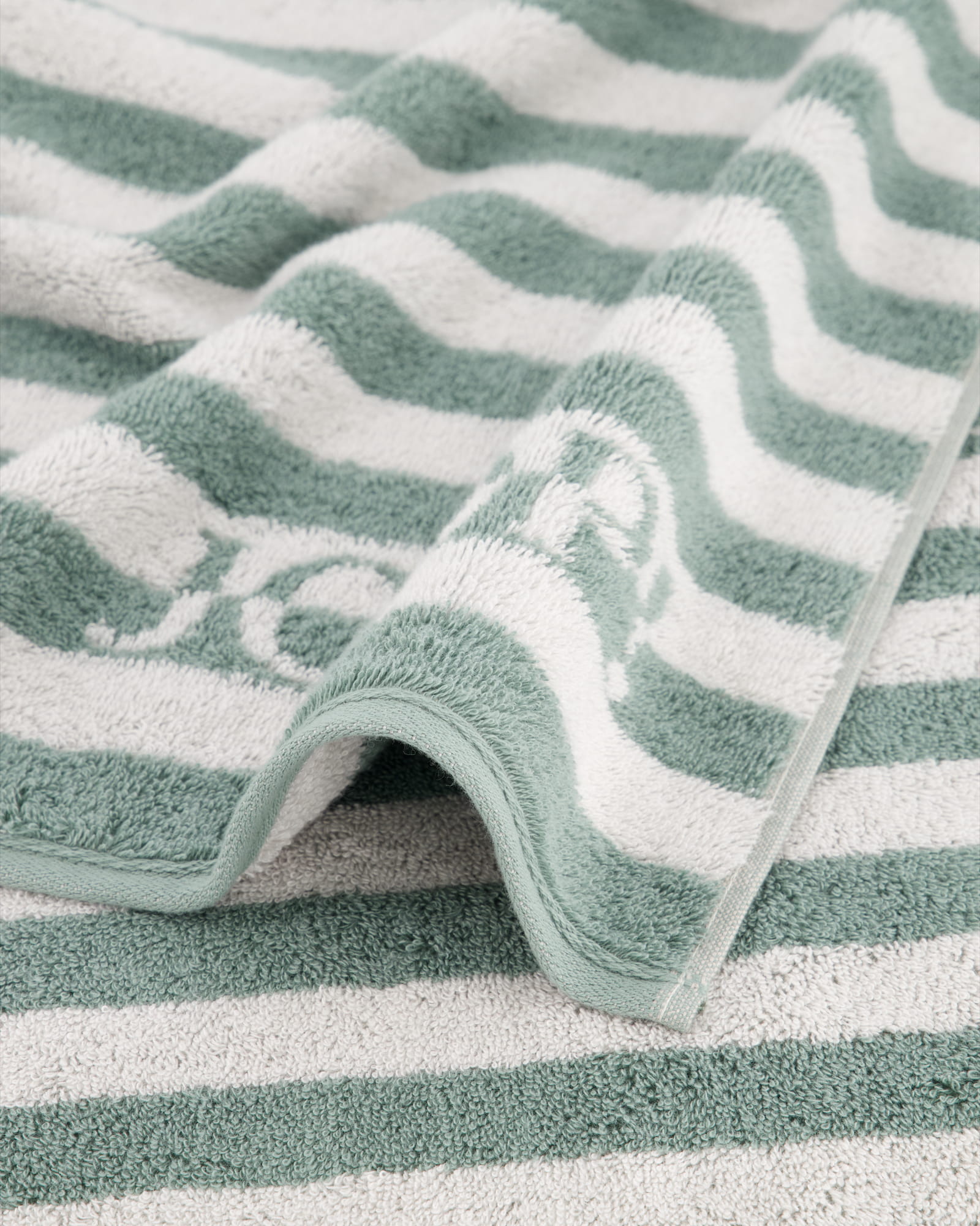 JOOP! Handtücher Split Stripes 1713 Pinie - 47 - Duschtuch 80x150 cm