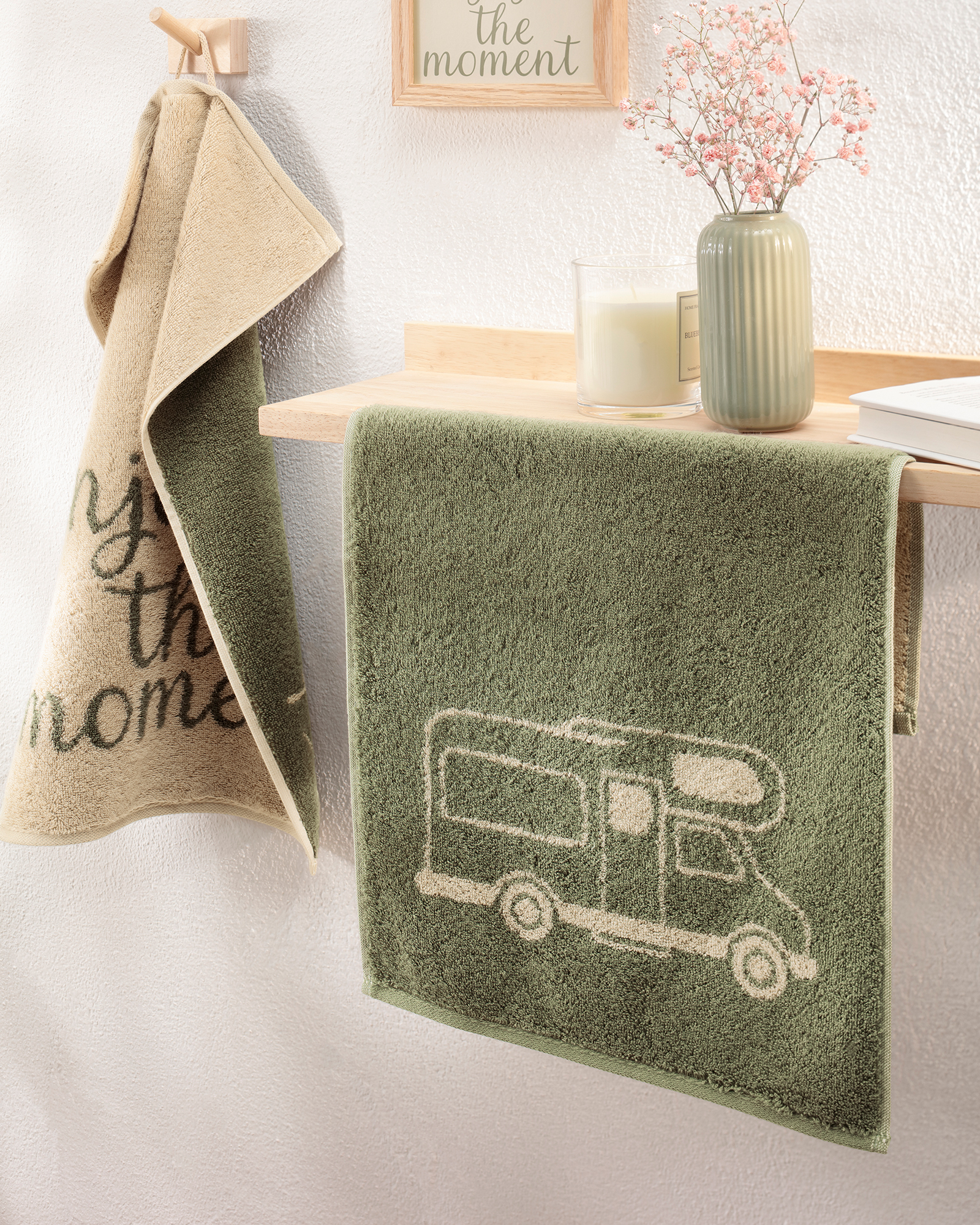 POSTCARD TOWELS