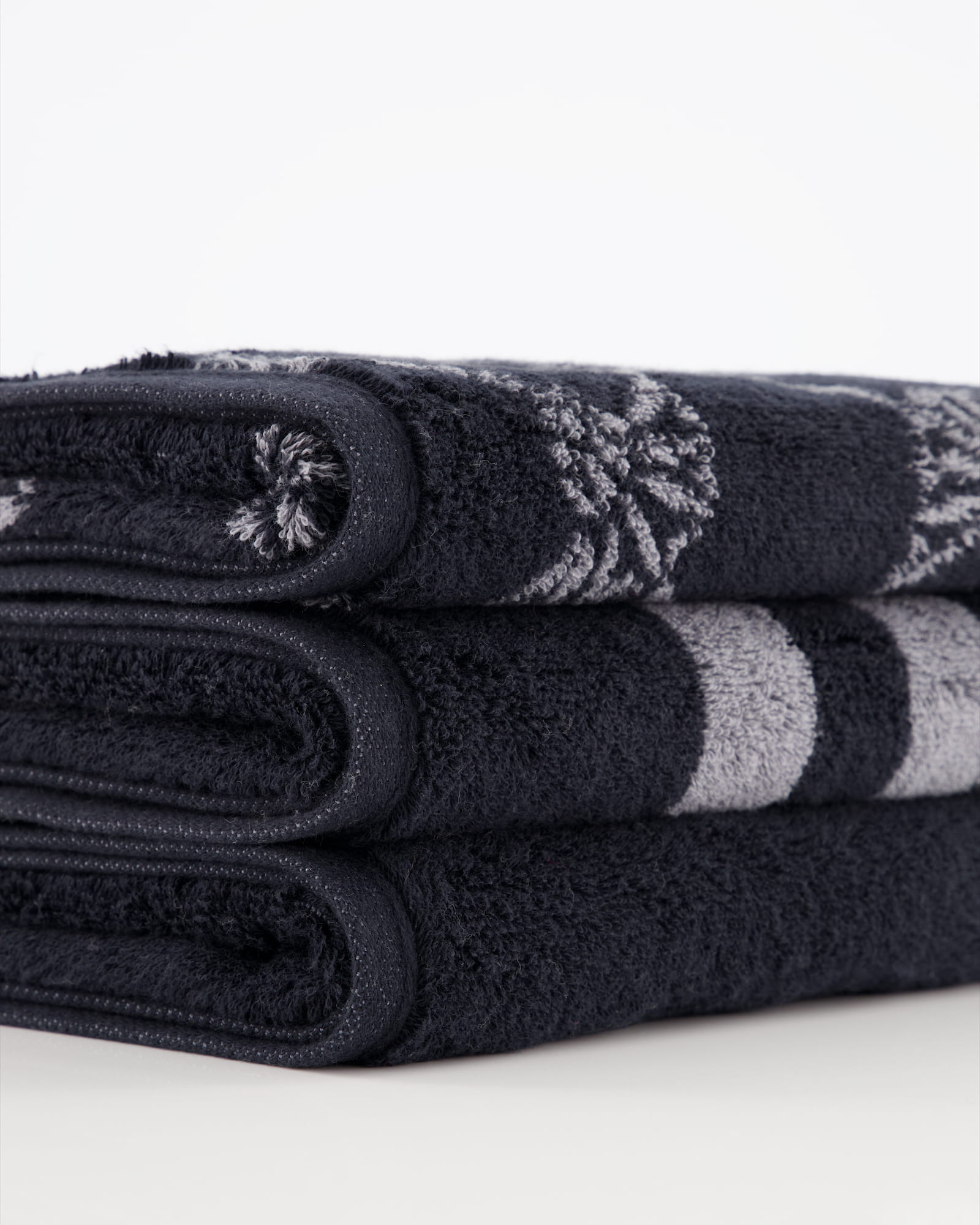 JOOP! Cornflower 1611 - Farbe: Schwarz - 90 - Saunatuch 80x200 cm