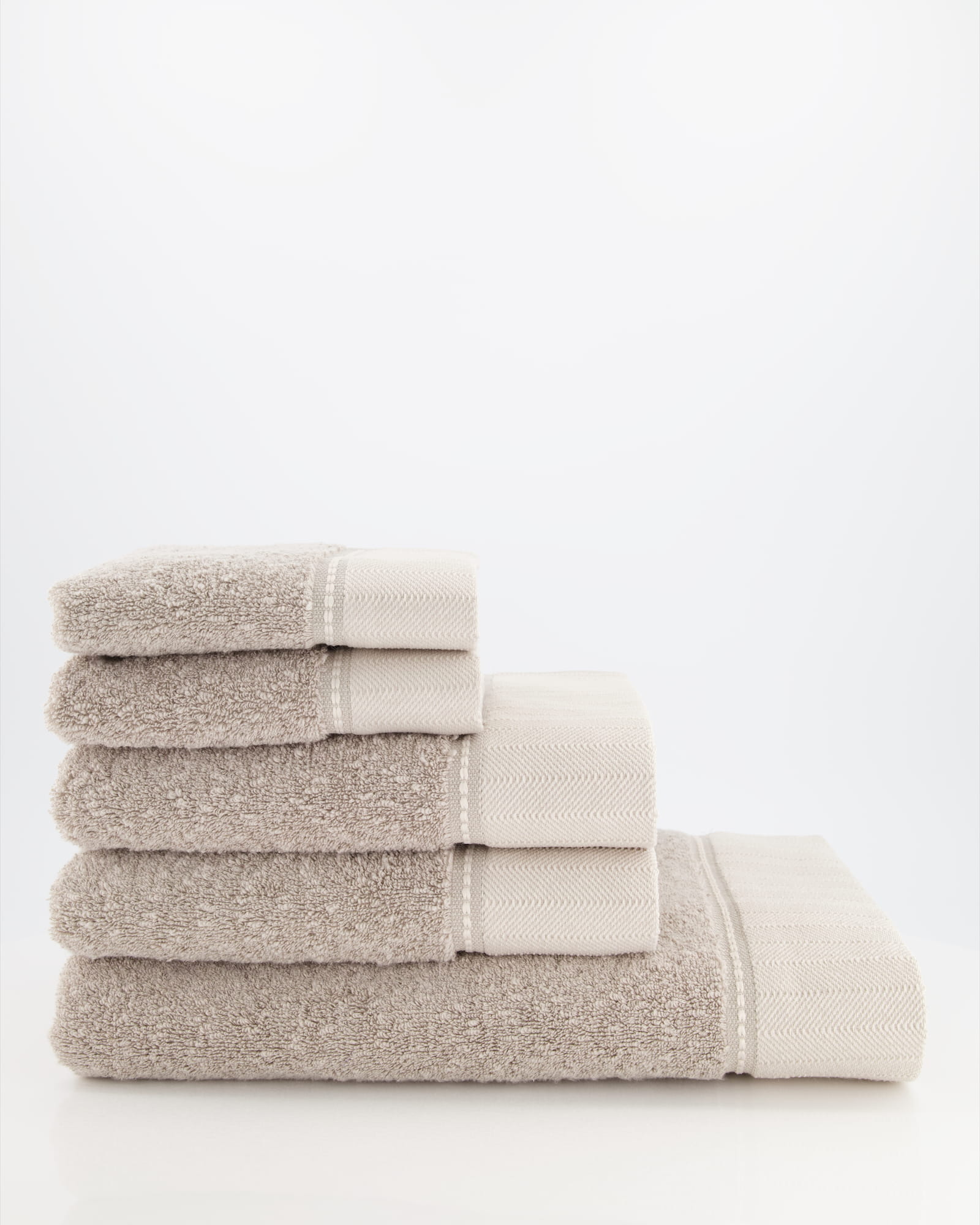Möve Brooklyn Uni - Farbe:  cashmere - 713 (1-0669/8970) - Duschtuch 80x150 cm