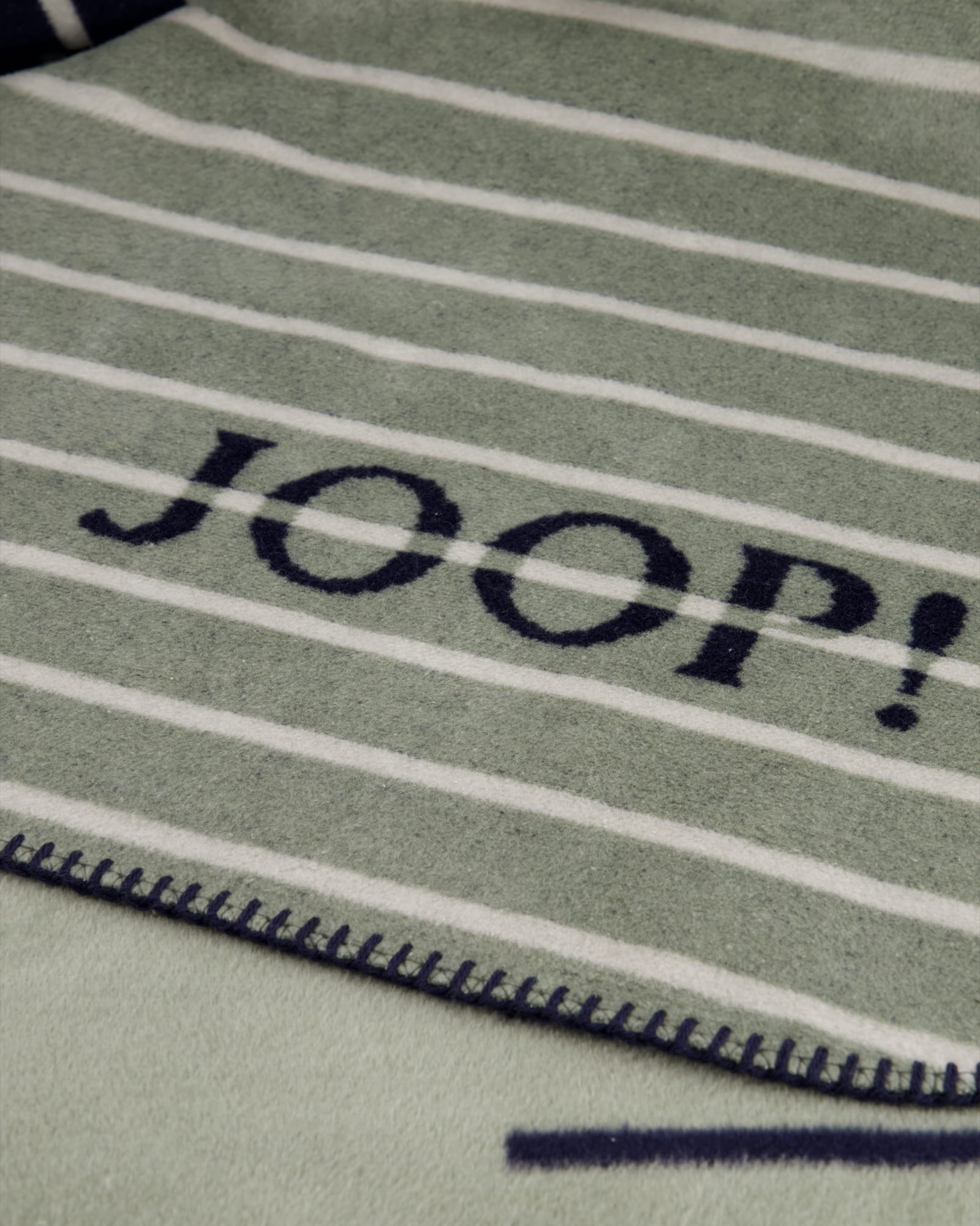 JOOP! Wohndecken Divided Salbei - 150x200 cm