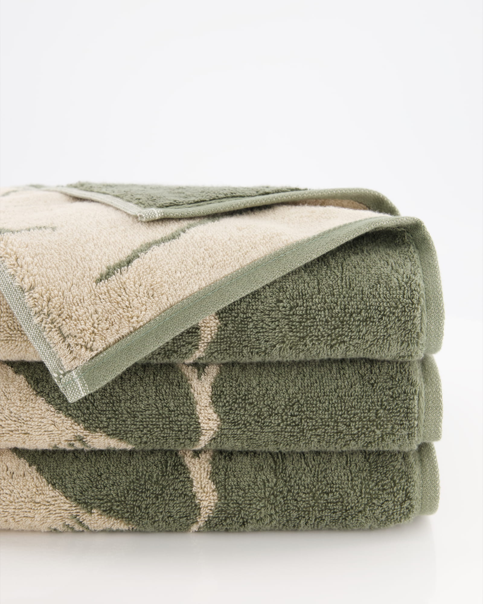Cawö Handtücher Alpenchic Edition Berge 6269 zirbe - 43 - Handtuch 50x100 cm