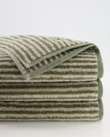 Cawö Handtücher Two-Tone Stripes 480 - Farbe: field - 34 - Duschtuch 80x150 cm Cawö Handtücher Two-Tone Stripes 480 - Farbe: field - 34 - Duschtuch 80x150 cm