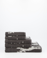 Cawö Handtücher WINTER EDITION Rudi im Schnee 6271 - Farbe: basalt/platin - 77