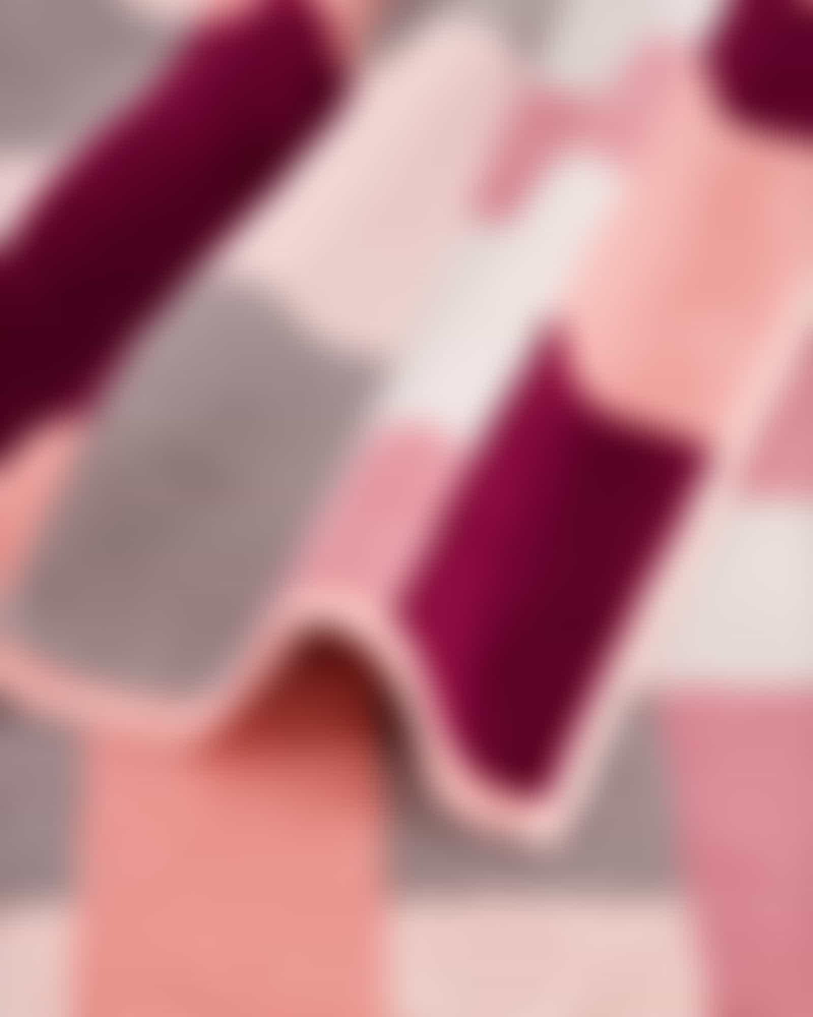 Cawö Handtücher Shades Karo 6236 - Farbe: beere - 22 - Duschtuch 70x140 cm Detailbild 2