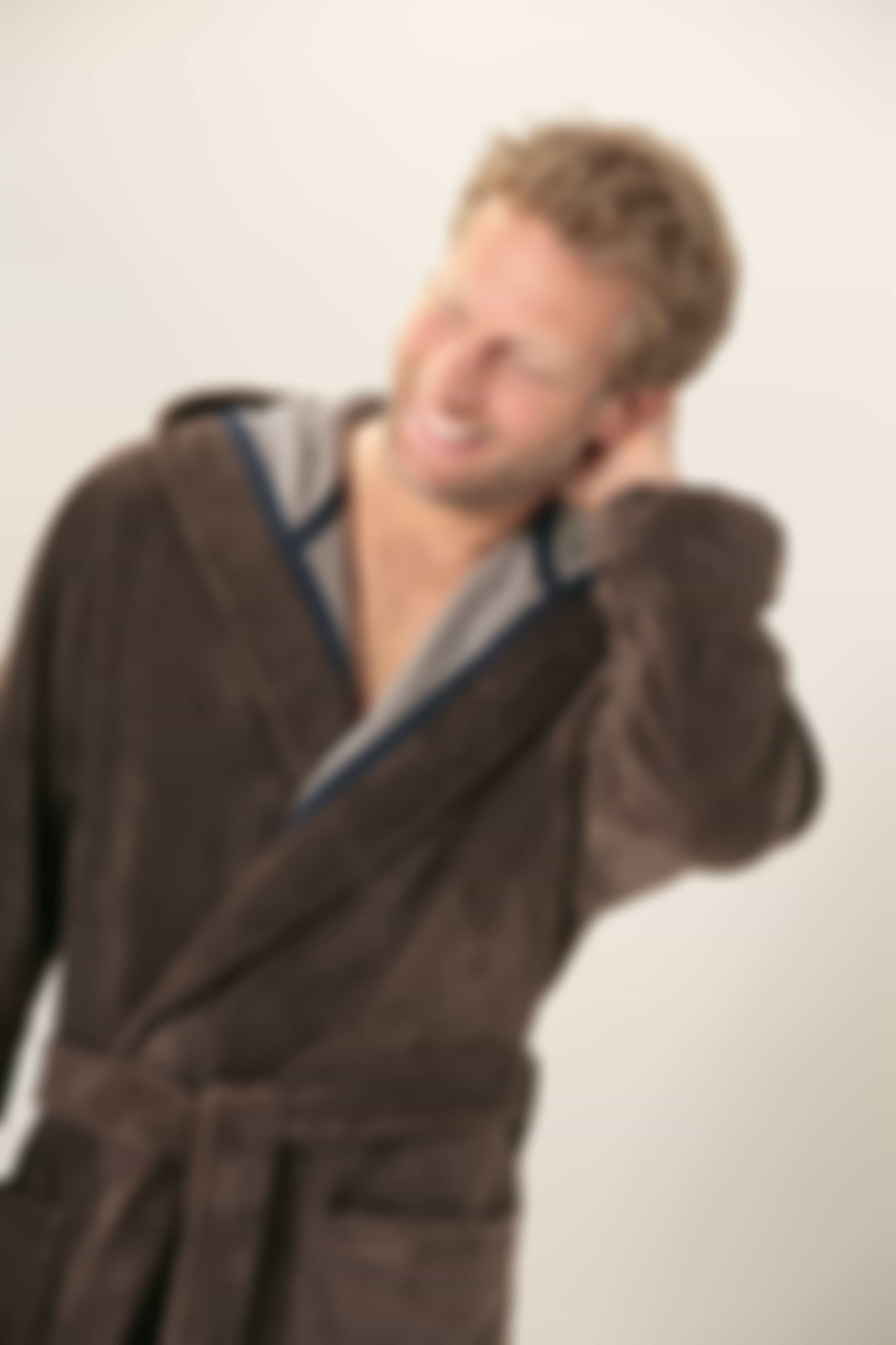 Cawö Home Bademäntel Herren Kapuze Doubleface 831 - Farbe: mokka - 31 Detailbild 2