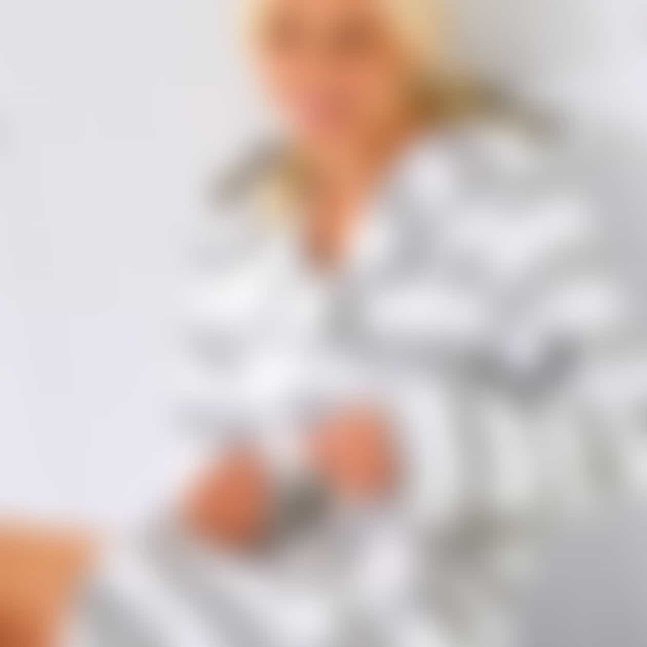 Cawö Damen Bademantel Kapuze 1242 - Farbe: silber - 76 - XS Detailbild 1 Cawö Damen Bademantel Kapuze 1242 - Farbe: silber - 76 - XS Detailbild 1