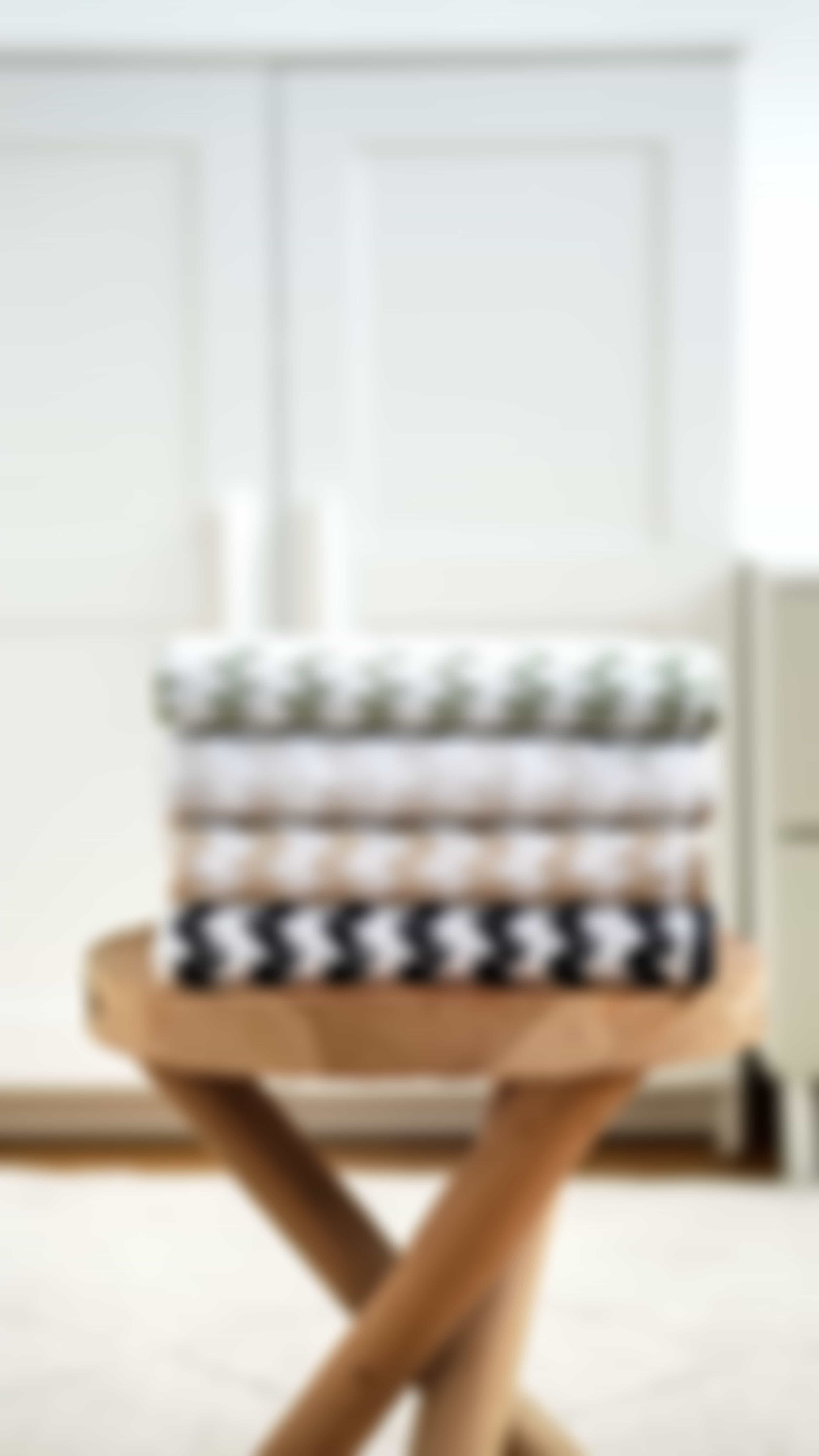 Vossen Handtücher PEANUTS Charlie Brown - Farbe: pearl grey - 0003 Detailbild 1