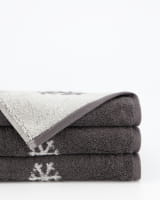 Cawö Handtücher WINTER EDITION Schneekristalle 6270 - Farbe: basalt/platin - 77